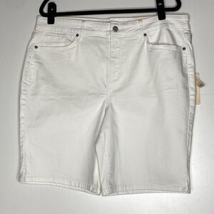New NYDJ Ella Side Slit Denim Shorts Women's Size 16